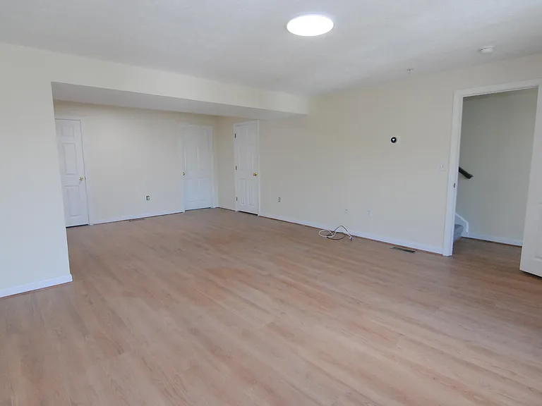 68 Georgetown Dr — Photo 23
