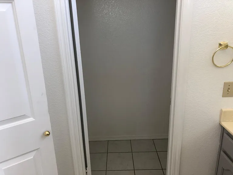 master bath separate room for toilet (privacy)