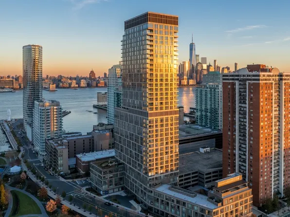 75 Park Ln S Unit 325, Jersey City, NJ 07310