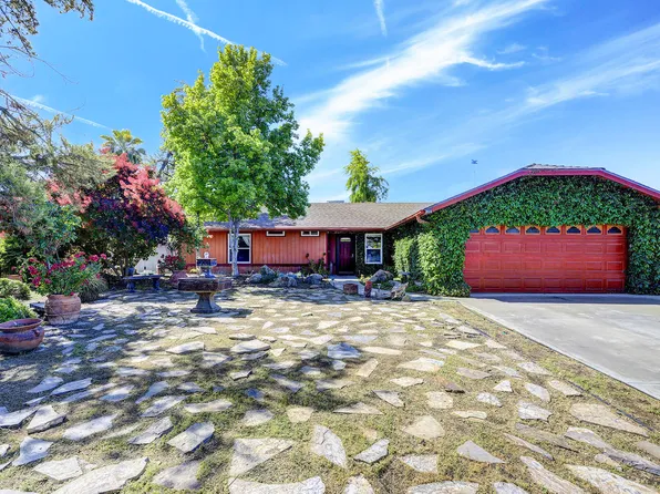 808 Vine Street, Exeter, CA 93221