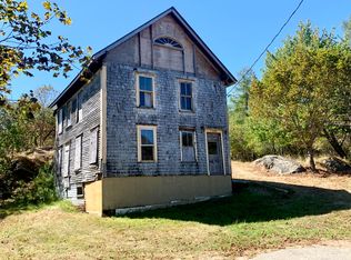 5 Gilman St, Eastport, ME 04631