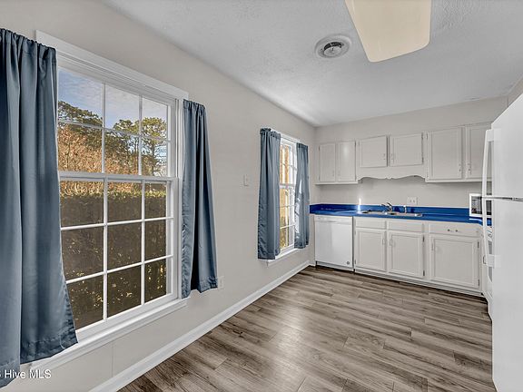4th image of 4937 Marlin Court