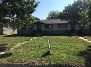 614 S State St, Bassett, NE 68714