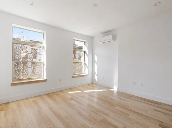 121 West 136th Street image 13 of 15