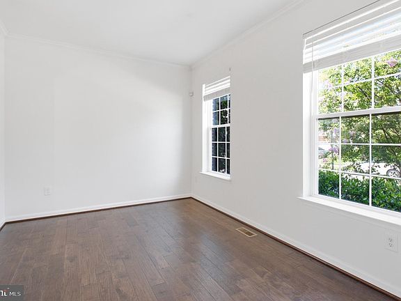 5th image of 11163 Saint Christopher Dr
