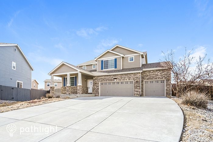 1st image of 425 Winebrook Way