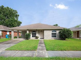 3328 Marietta St, Chalmette, LA 70043
