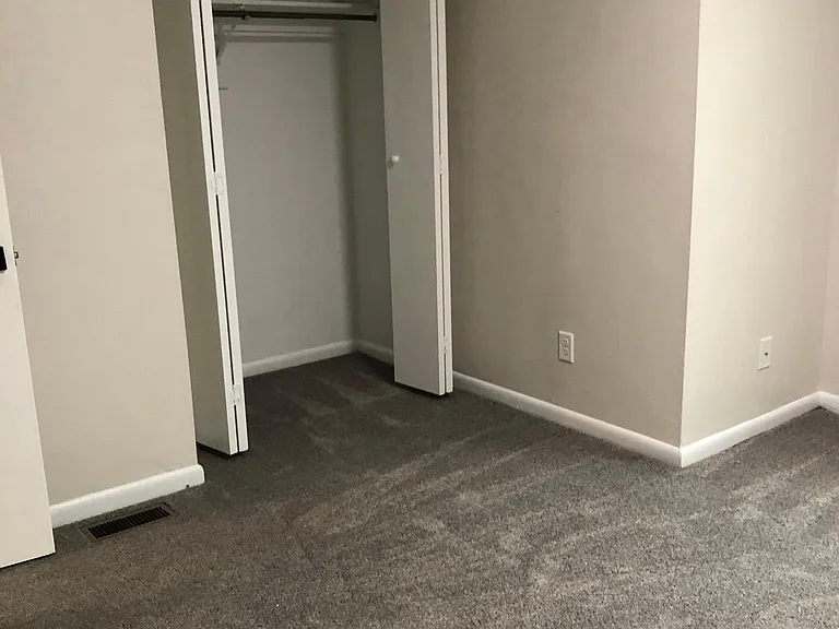 3884 Staffordshire Ln — Photo 26