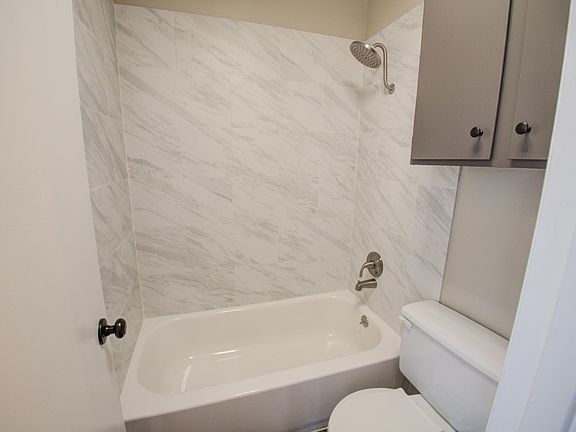 2nd image of 1510 W North Loop Blvd APT 1034