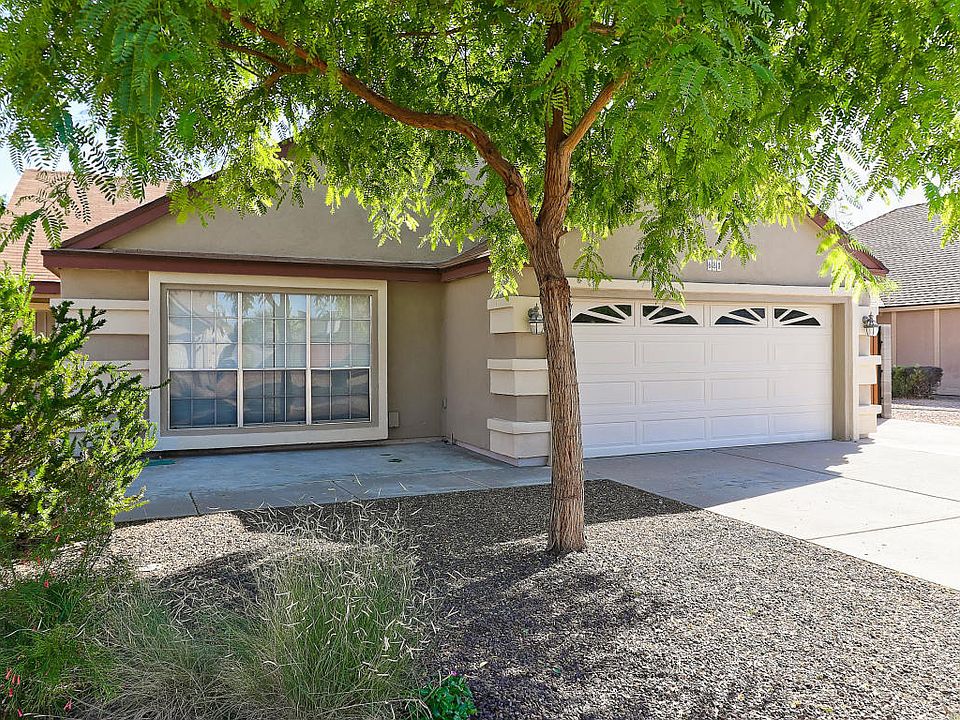 1st image of 681 E Estrella Dr