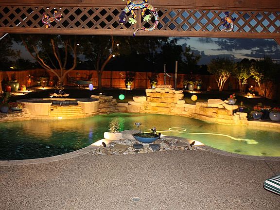 2nd image of 1405 Tarragon Dr