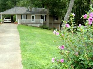 4021 Warren Rd, Flowery Branch, GA 30542