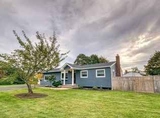 4 Cook St, Kings Park, NY 11754
