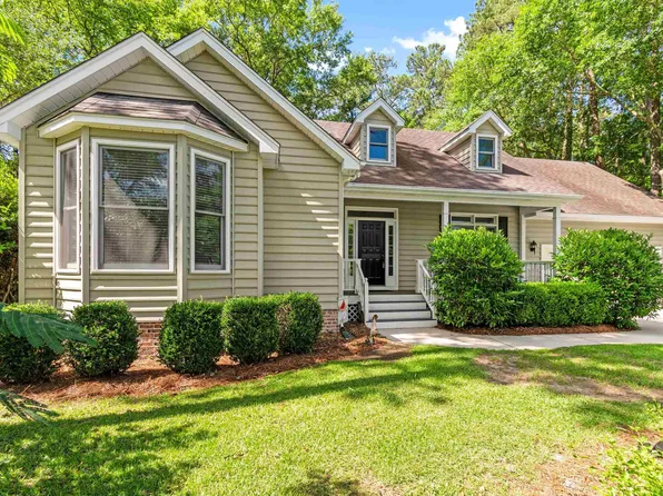 28 Abington Dr., Pawleys Island, SC 29585