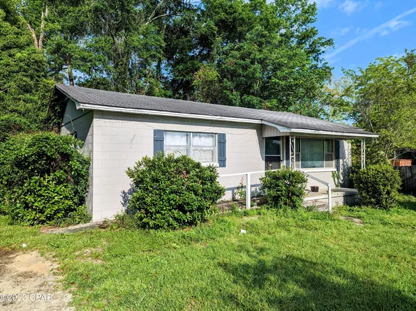 509 S Weeks St, Bonifay, FL 32425