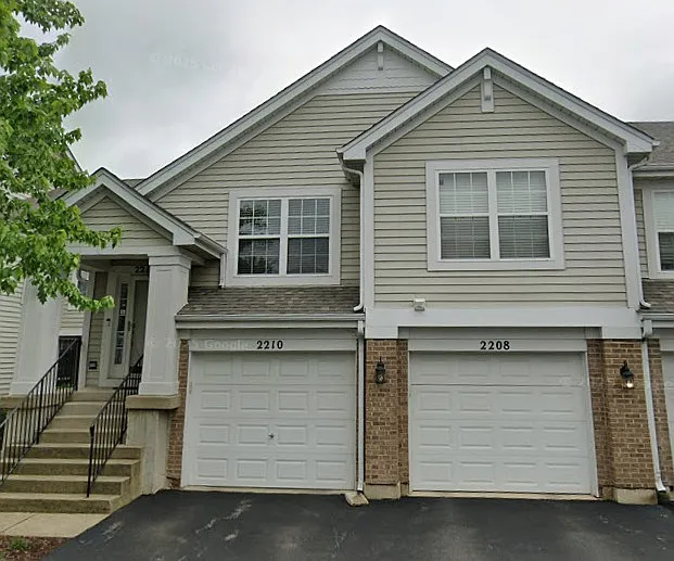 2210 Scott Ln — Photo 1