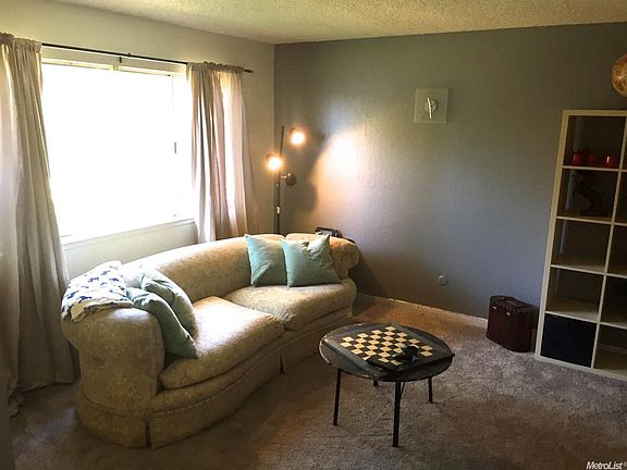 3rd image of 5949 Bamford Dr