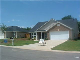 2nd image of 2909 Avalon Ct