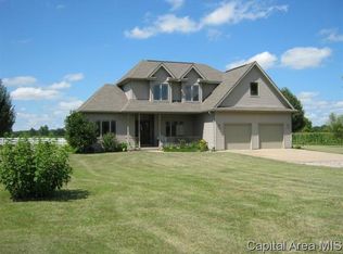 19589 Big Dog Ave, Petersburg, IL 62675