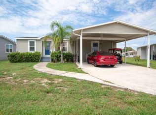 113 Crossways Dr, Leesburg, FL 34788