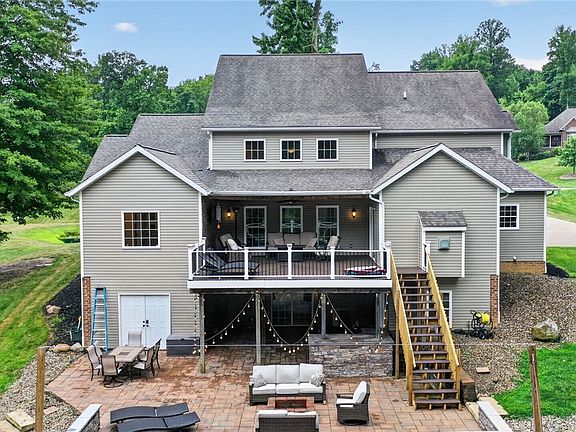 4th image of 9609 Cliffview St NW