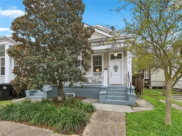 7818 Hickory St, New Orleans, LA 70118