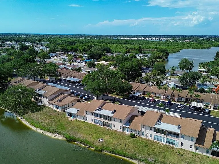 3840 Staysail Ln #3840 — Photo 52