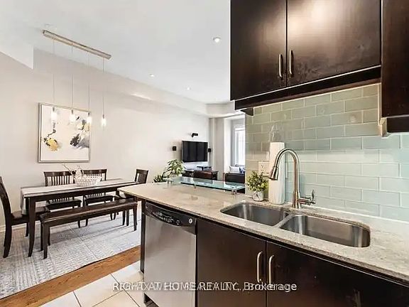 4th image of 1463 Queen St E #1A