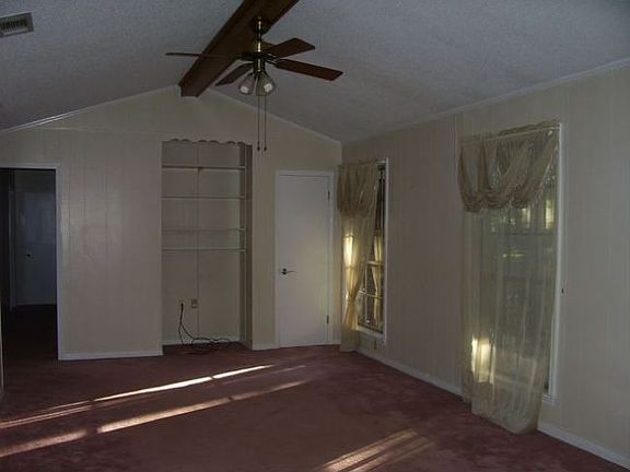 2nd image of 4208 Maplewood Ct