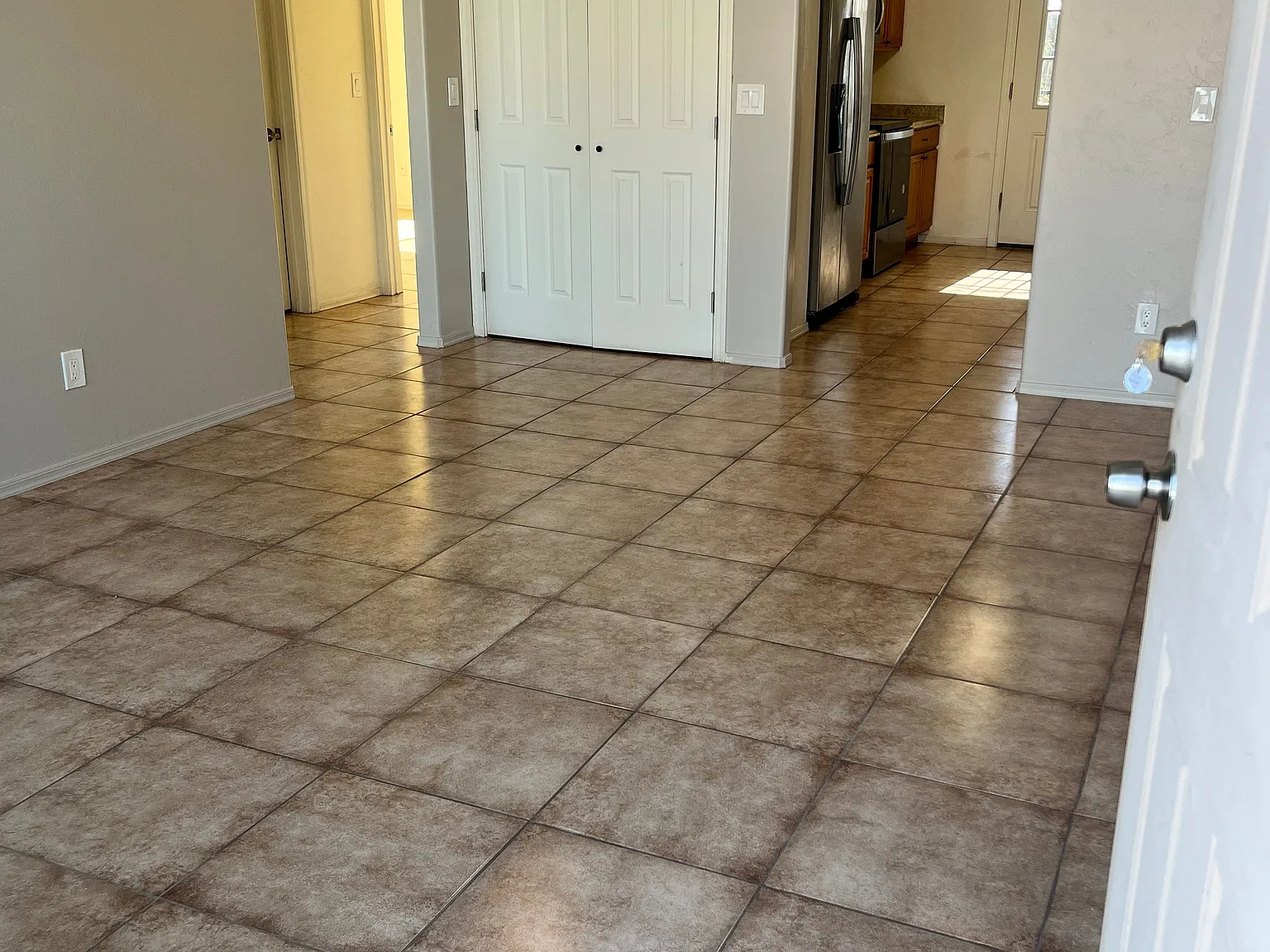 2 bed, 797 sqft, $1,400 — Photo 2
