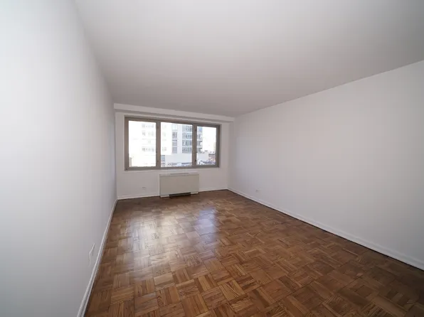 444 East 82nd Street image 5 of 5