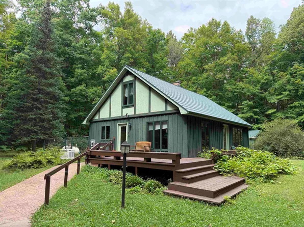 W7230 Marquis Rd, Amberg, WI 54102