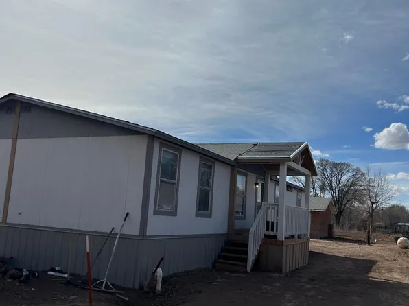 12 La Frijolaria Ln, Los Lunas, NM 87031