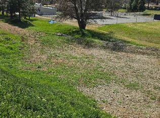 Hill St, Yreka, CA 96097