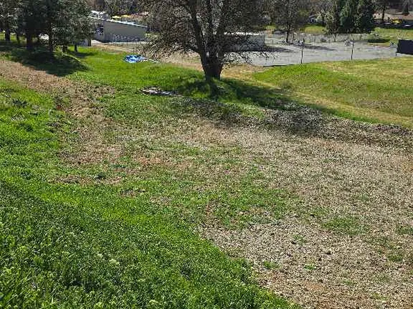 Hill St, Yreka, CA 96097