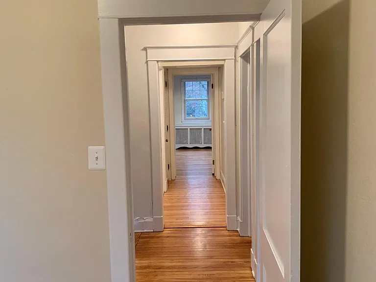 222 Newburg Ave — Photo 33