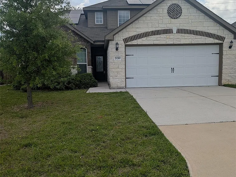 21210 Echo Manor Dr — Photo 25
