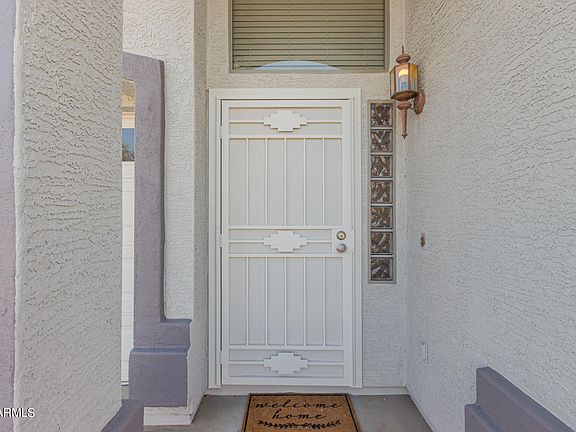 3rd image of 447 E JEANNE Lane