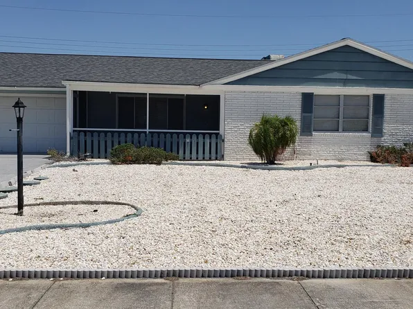 609 La Jolla Ave, Sun City Center, FL 33573