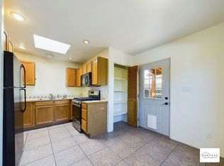 4561 Camino San Juan, Santa Fe, NM 87507