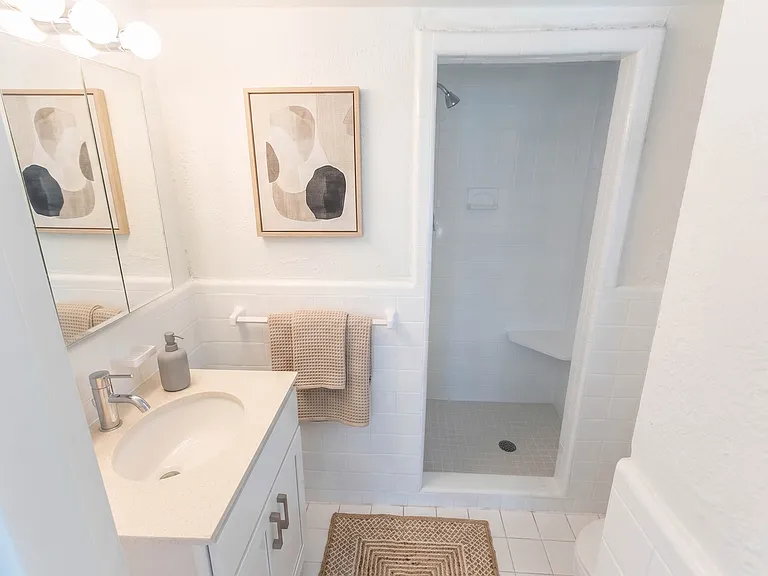 429 A101 Bathroom 429 A101 Bathroom
