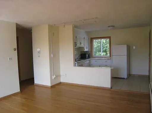 29 Jacqueline Rd #E — Photo 4