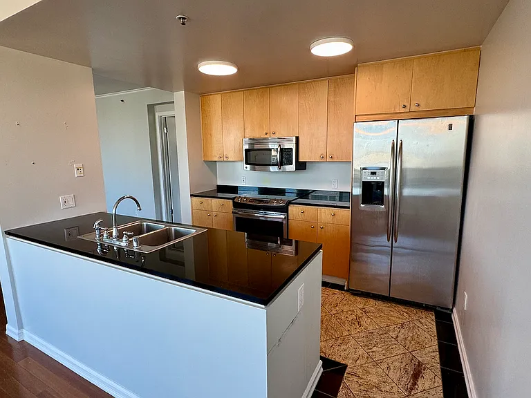 1388 Gough St #907 — Photo 11