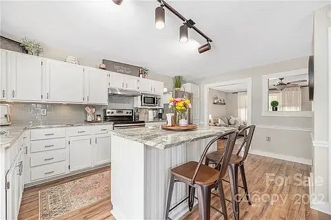 295 Ellis Road Loop — Photo 3
