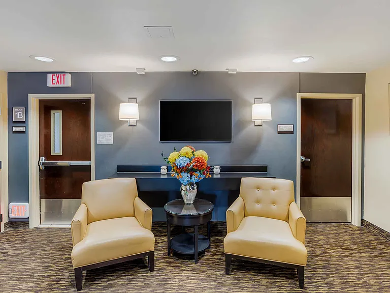 Lobby and Guest Check-in