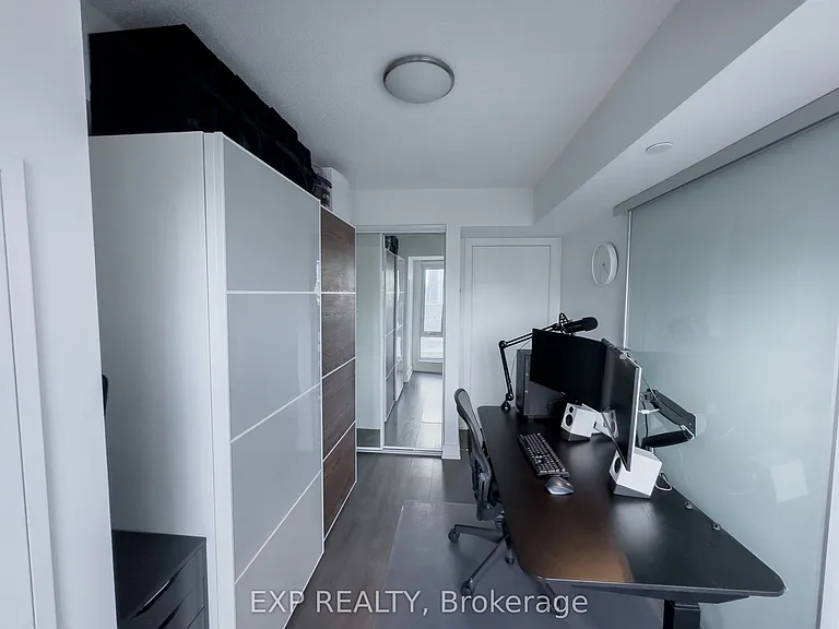 89 McGill St #1009 — Photo 5