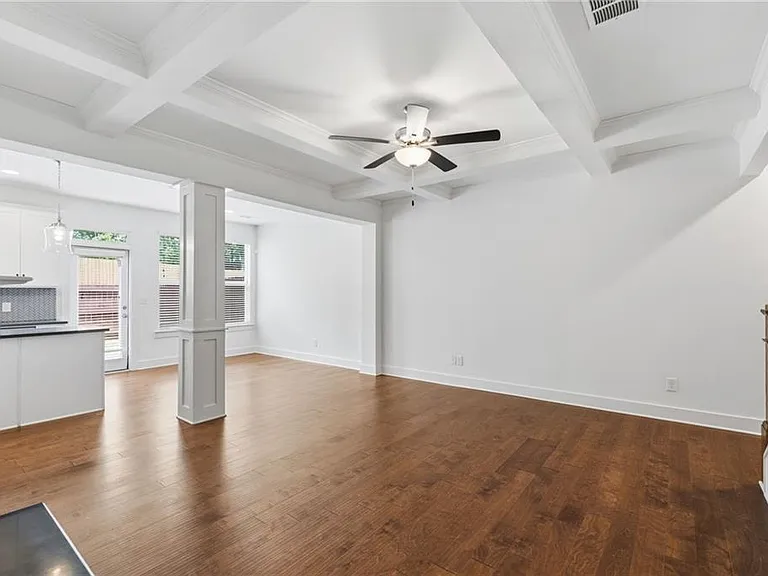 5372 Brooklands Dr — Photo 6