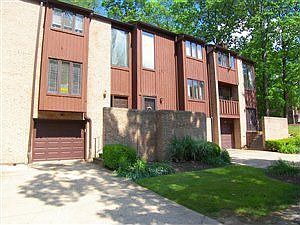 1st image of 352 Central Dr