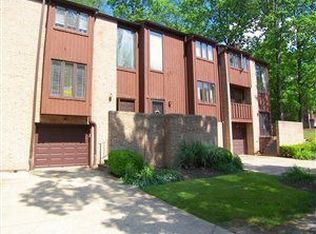 352 Central Dr, Cranberry Township, PA 16066