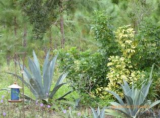 8 Walnut Pl, Palm Coast, FL 32164